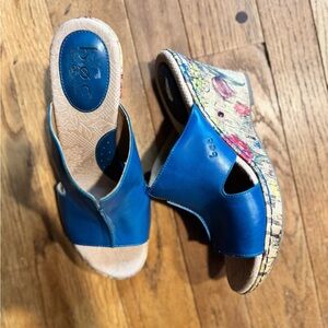 BOC Royal Blue Leather Sandals Floral Cork Wedge Mules Slide Open Toe Size 9